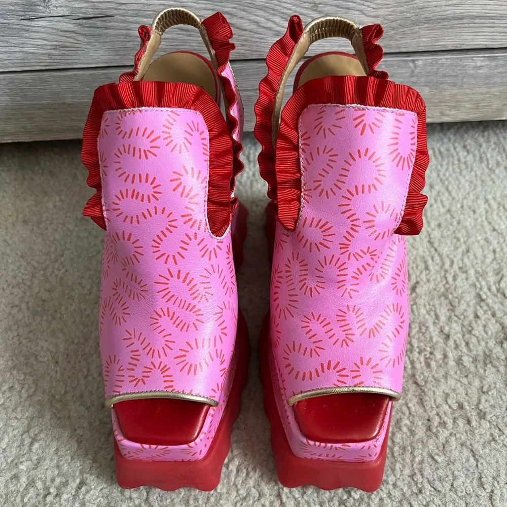 John Fluevog Munster Max Lady Ruffle Miss - Picture 2 of 9